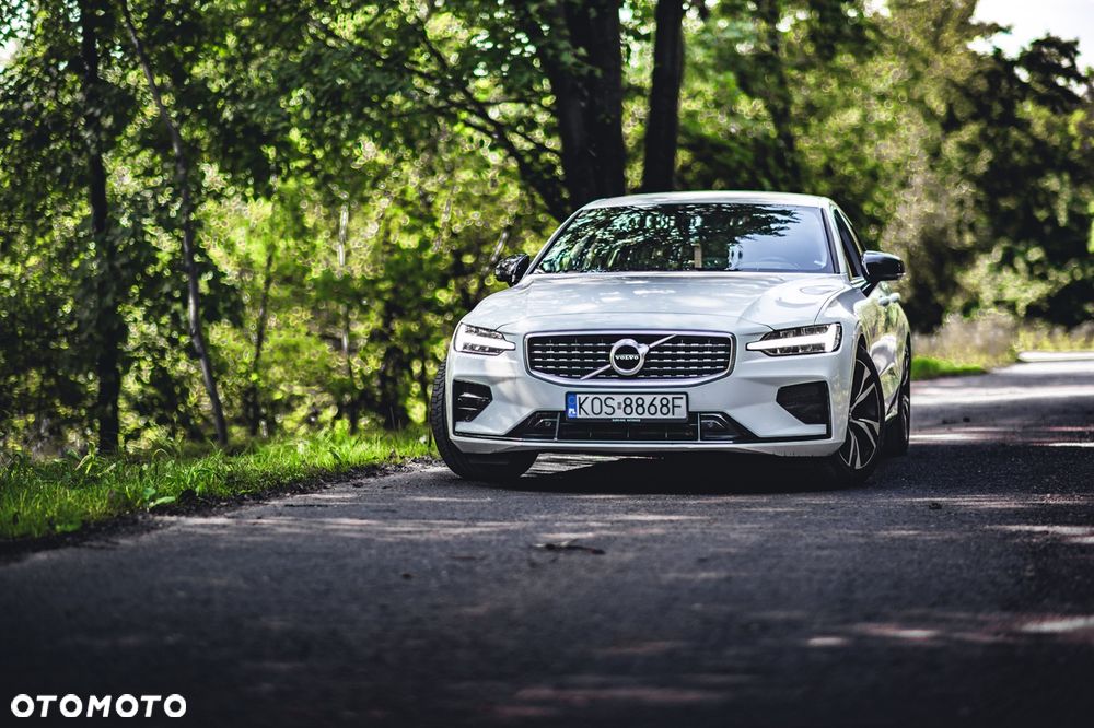 Volvo S60 T4 R-Design - 11