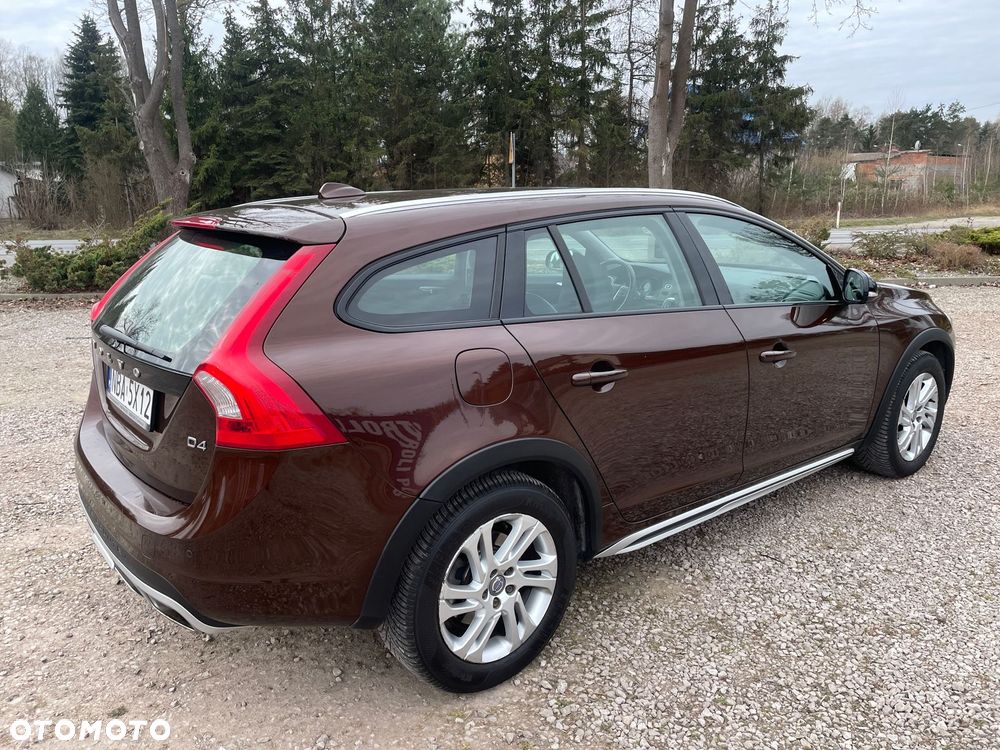 Volvo V60 D4 Drive-E Momentum - 5