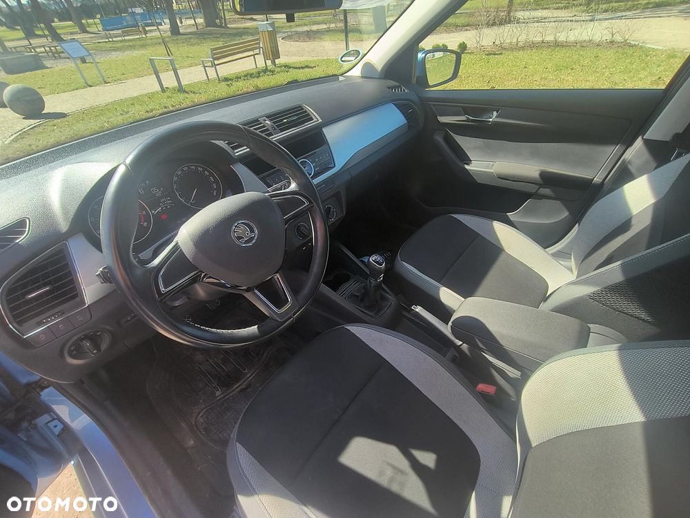 Skoda Fabia 1.2 TSI Ambition - 10