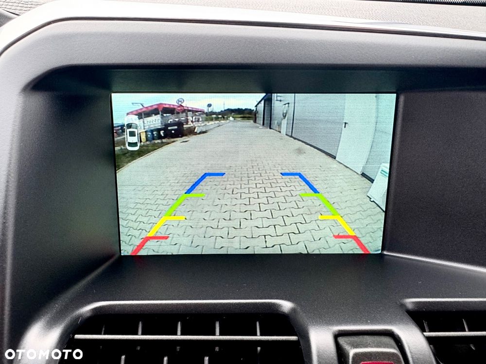 Volvo XC 60 D3 Geartronic Momentum - 35