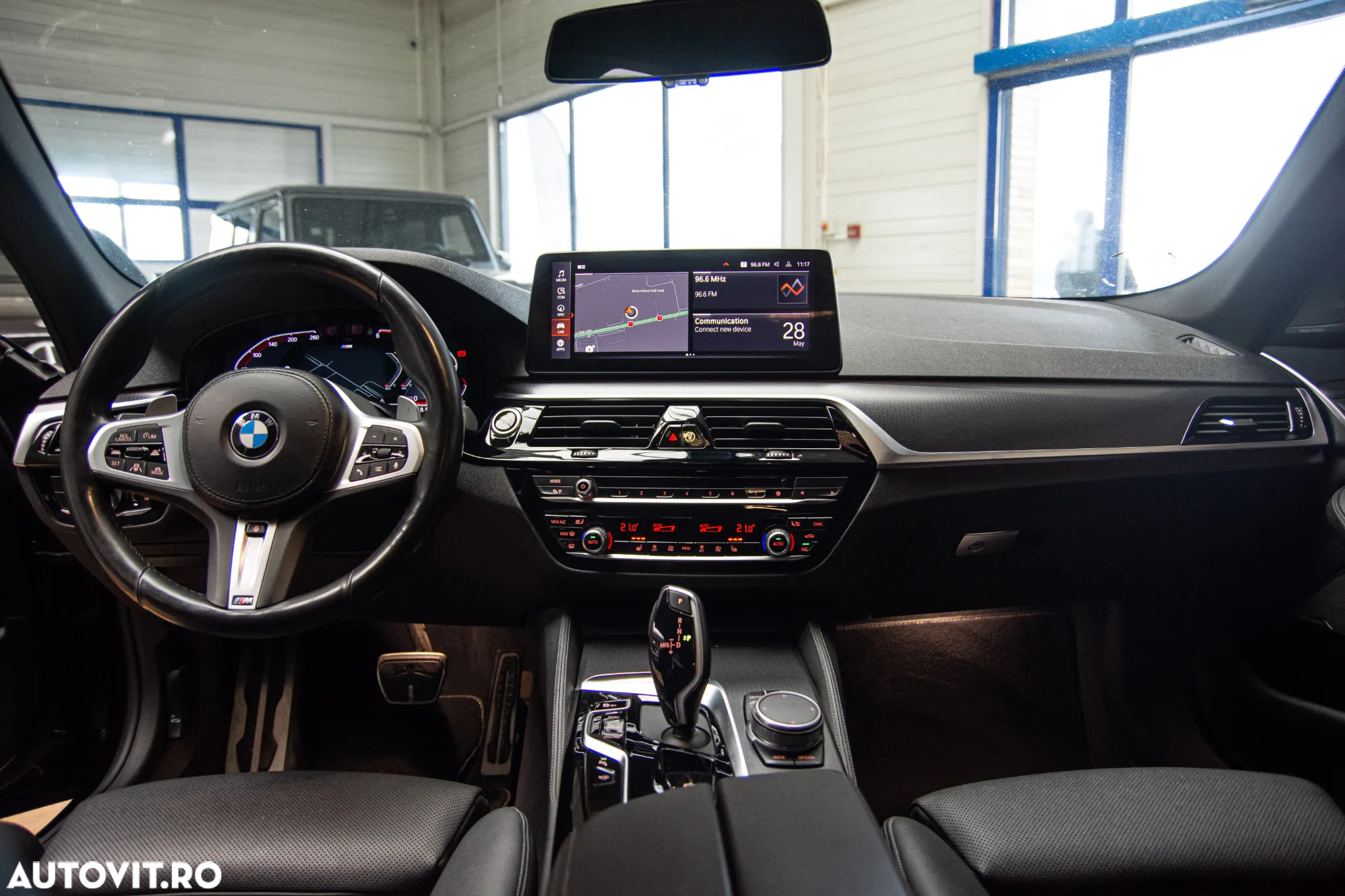 BMW Seria 5 520d Aut. M Sport Edition - 29