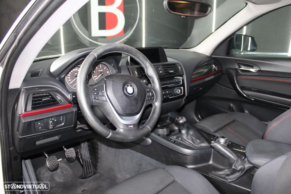 BMW 114 d Pack M - 32