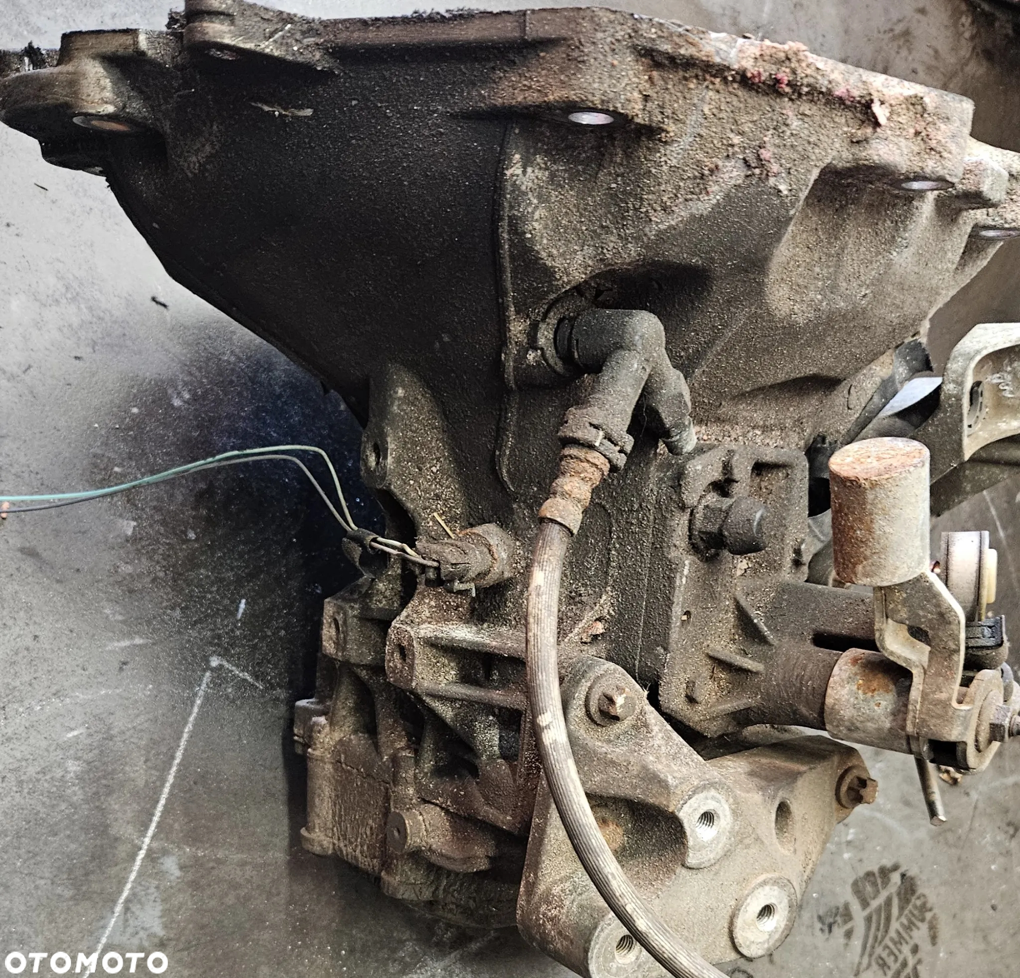 Opel Astra J 4 Corsa D Meriva B 1.4 16V skrzynia biegów 9YW429 - 2