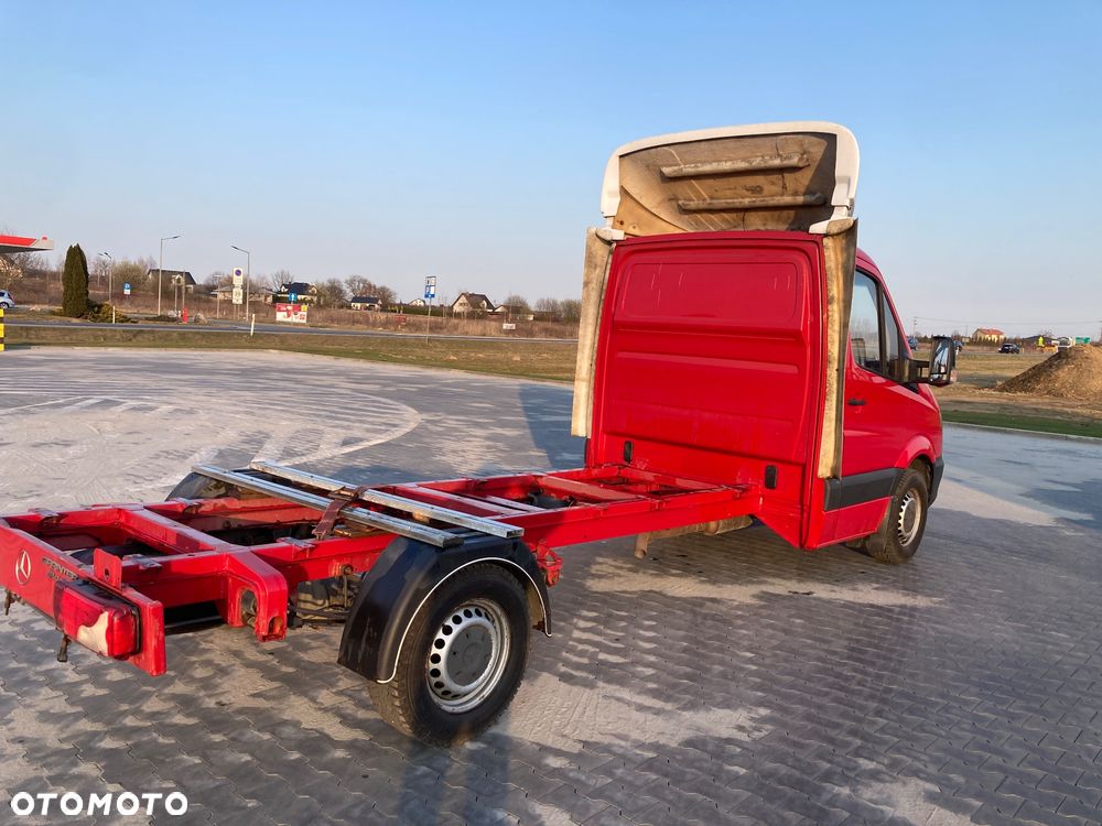 Mercedes-Benz Sprinter - 4