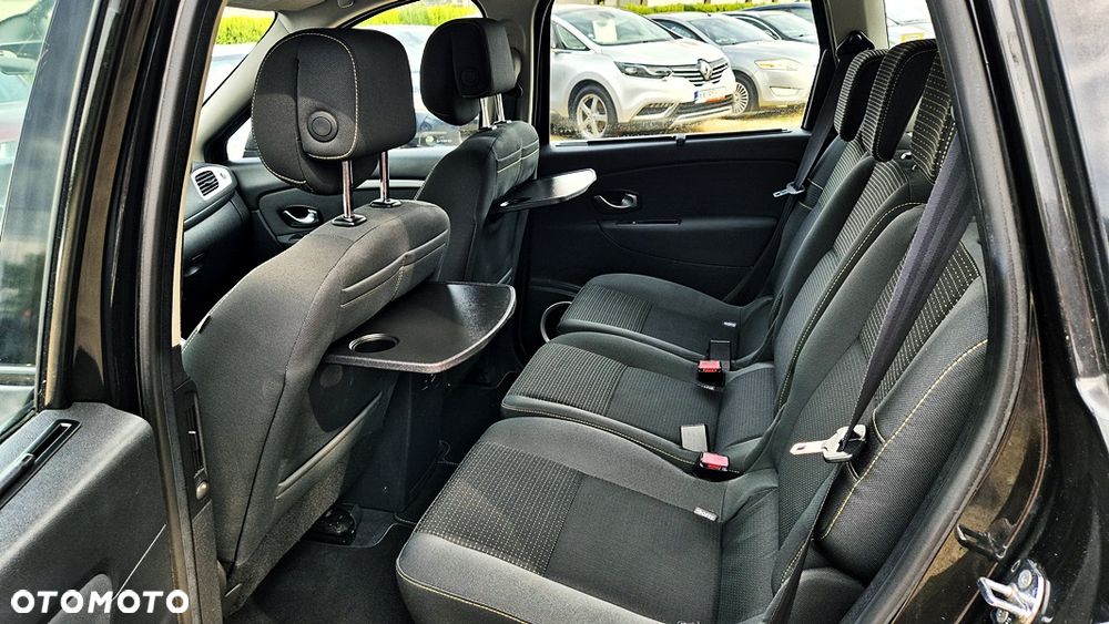 Renault Scenic 1.6 16V Luxe Privilege - 33
