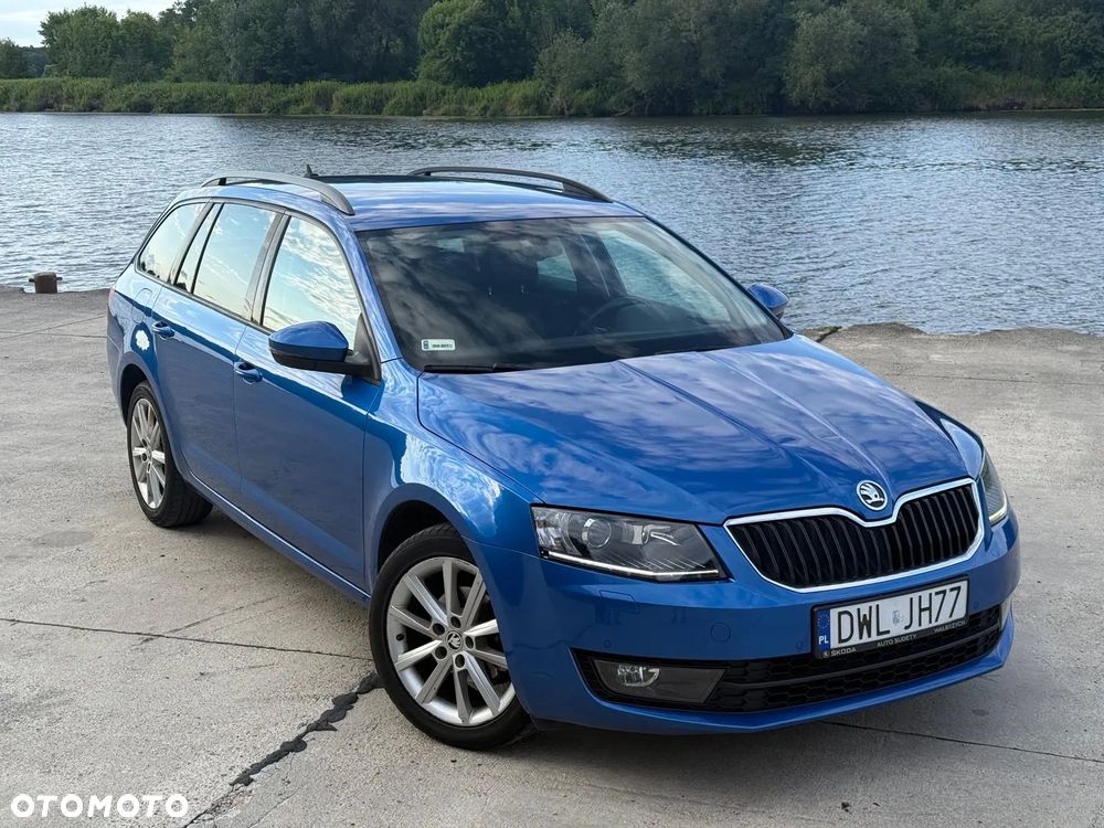 Skoda Octavia 1.6 TDI Ambition DSG - 2