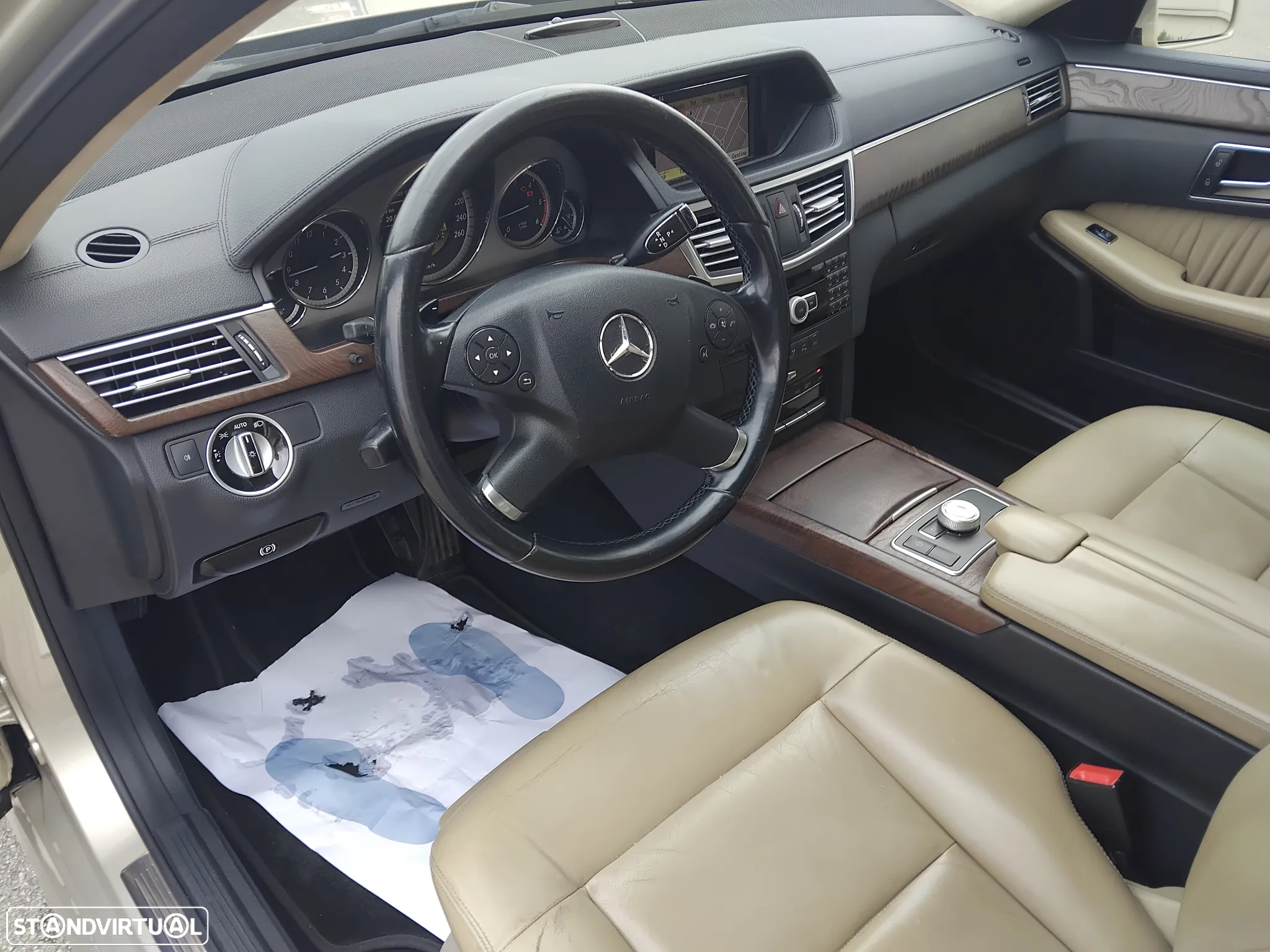 Mercedes-Benz E 250 CDi Avantgarde BlueEfficiency Auto. - 13