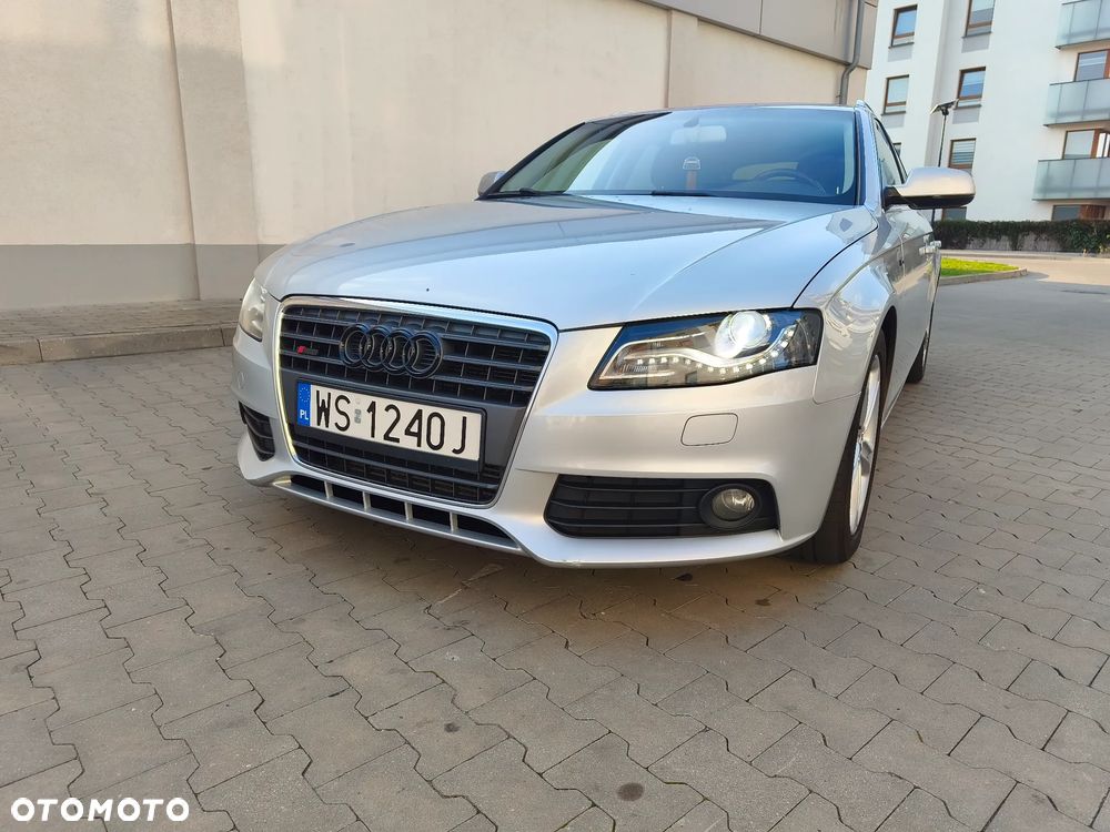 Audi A4 Avant 2010 photo 2