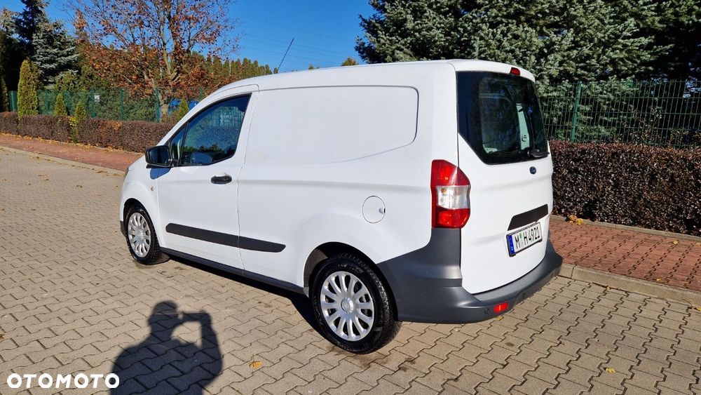 Ford Transit Courier - 7