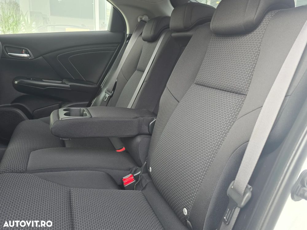 Honda Civic 1.8 i-VTEC MT Elegance Winter Pack - 14