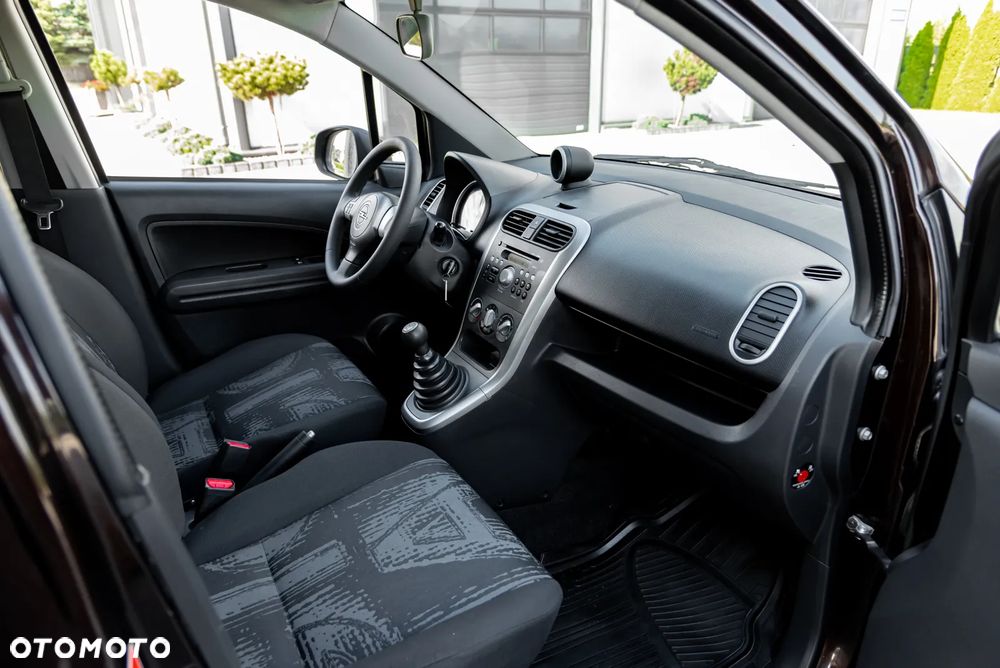 Opel Agila - 20