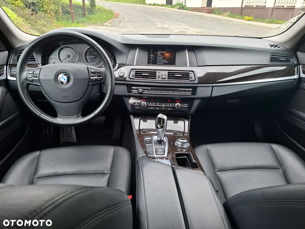 BMW Seria 5 - 25
