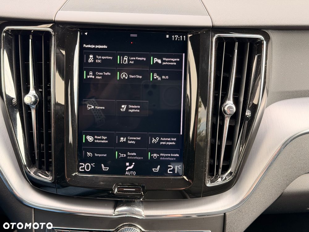 Volvo XC 60 D4 Momentum - 27