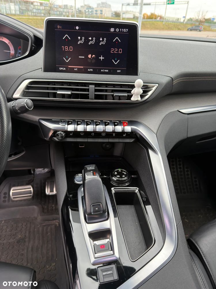 Peugeot 5008 - 13