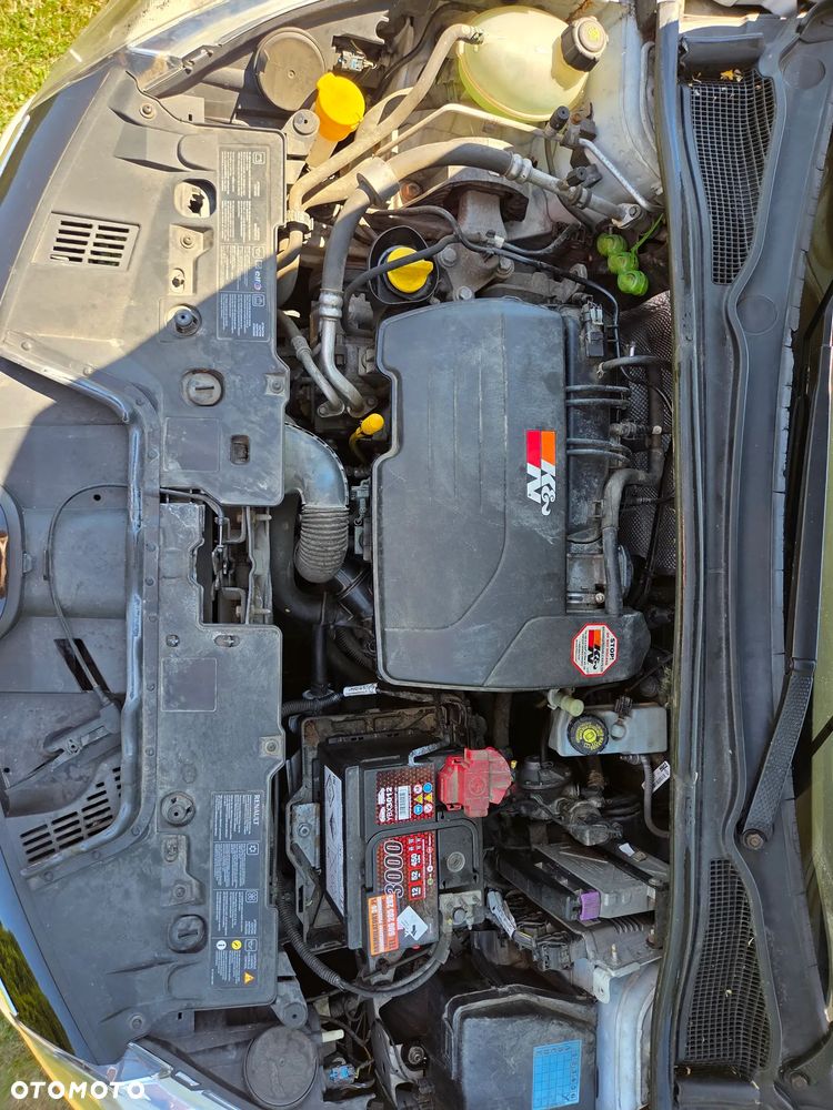 Renault Clio 1.2 16V Life - 18