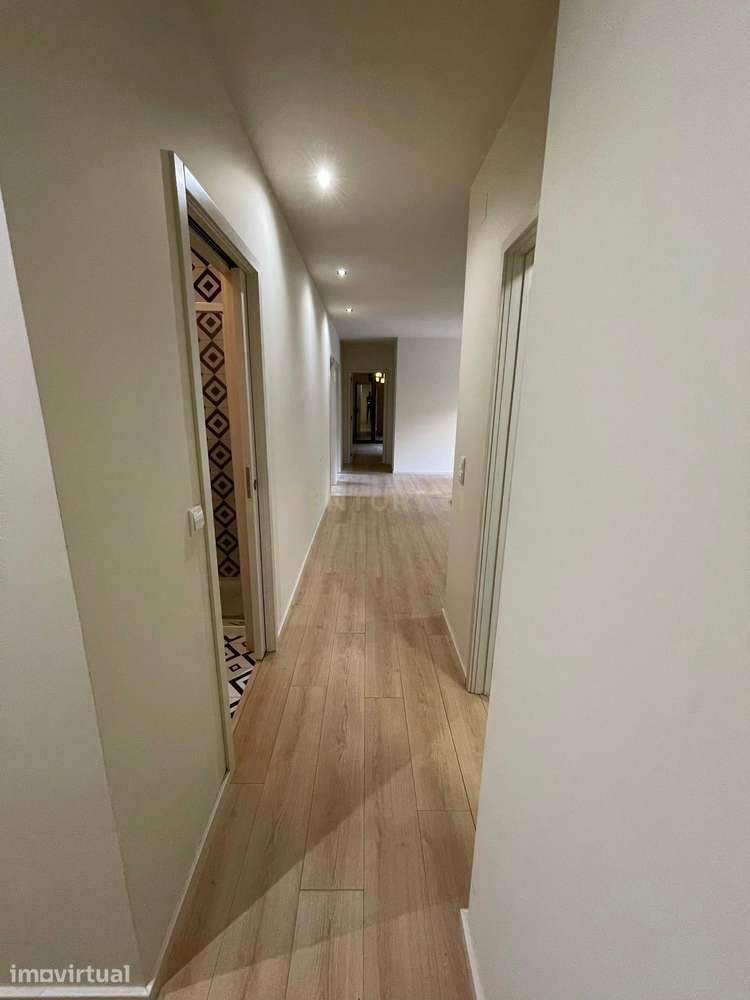 Apartamento T3 Totalmente Remodelado em Francelos – A Poucos Minutos d - Grande imagem: 4/18