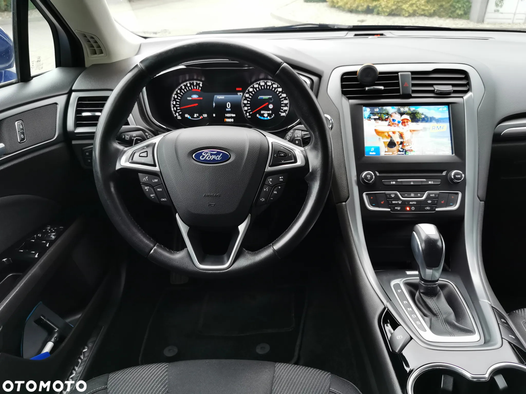 Ford Mondeo 2.0 EcoBoost Titanium - 8
