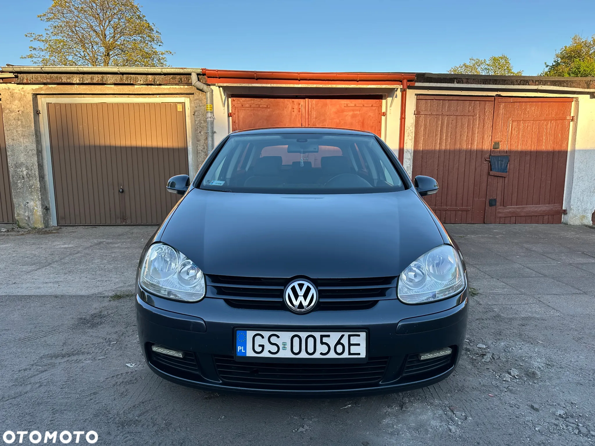 Volkswagen Golf - 10