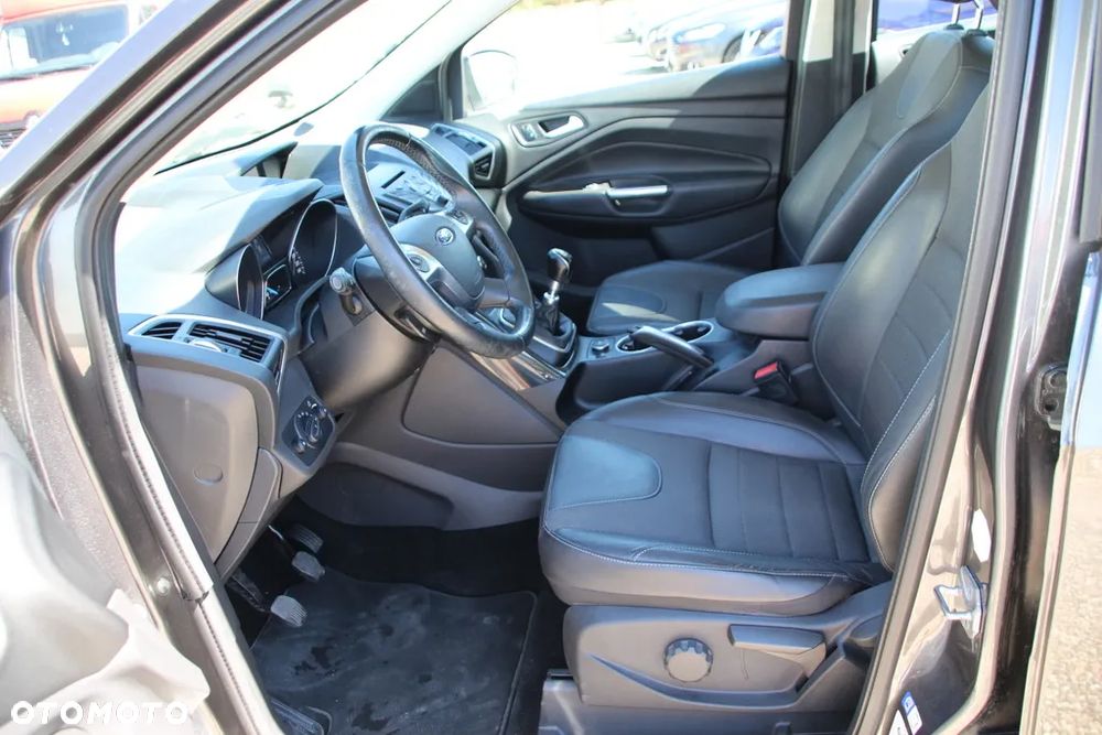 Ford Kuga 2.0 TDCi 4WD Titanium - 12