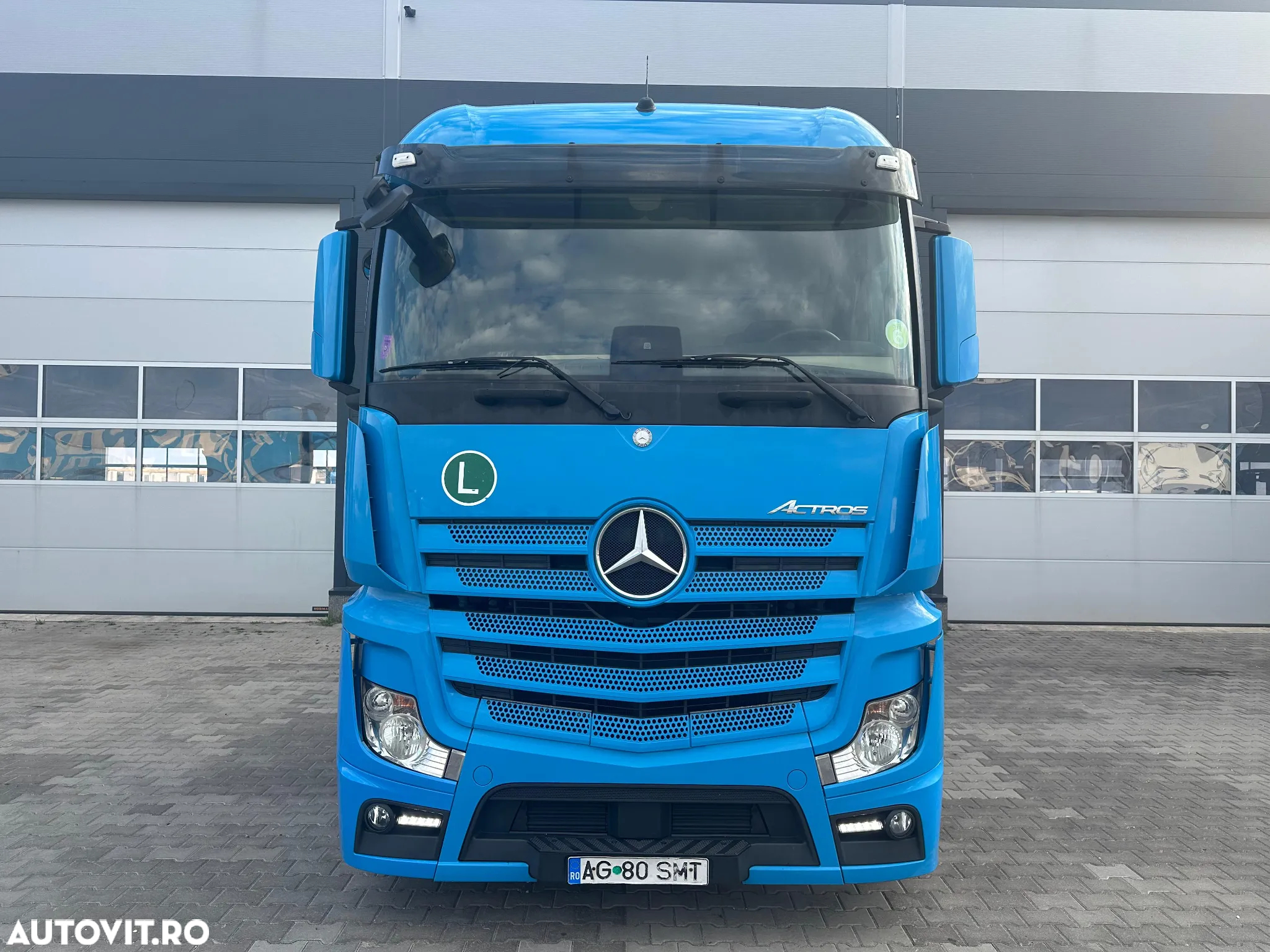 Mercedes-Benz Actros 1845 Mega - 2