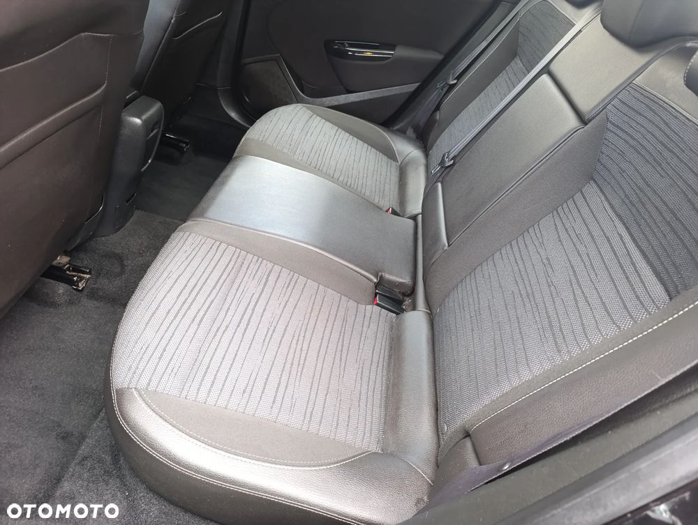 Opel Astra 1.4 Turbo Active - 10