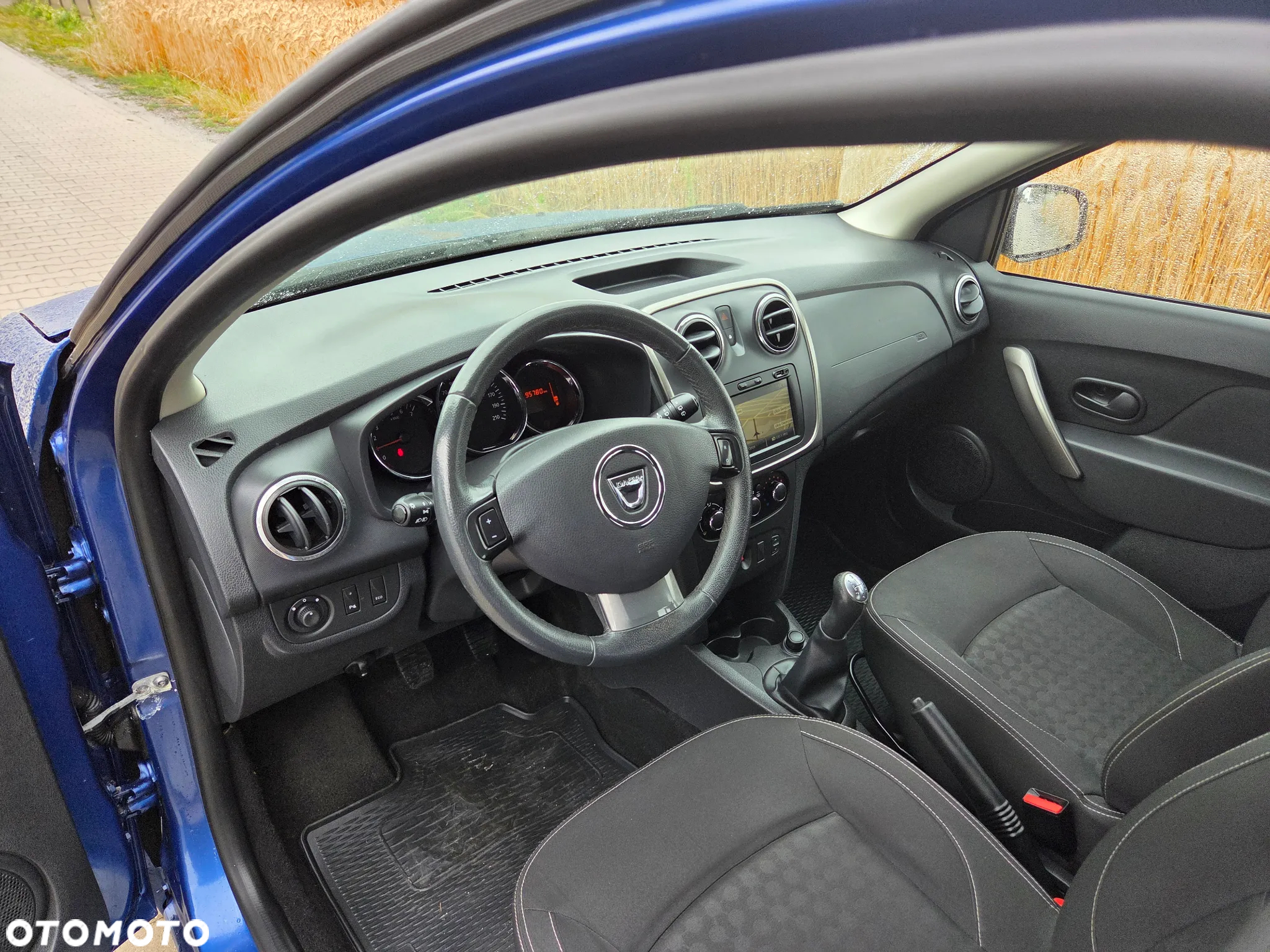 Dacia Sandero 0.9 TCe Laureate S&S EU6 - 9
