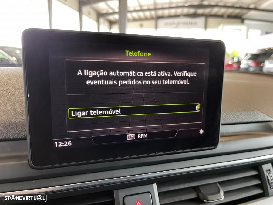Audi A4 Avant 2.0 TDI Advance - 17