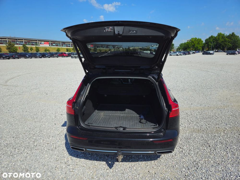 Volvo V60 T6 AWD Plug-In Hybrid Inscription - 10