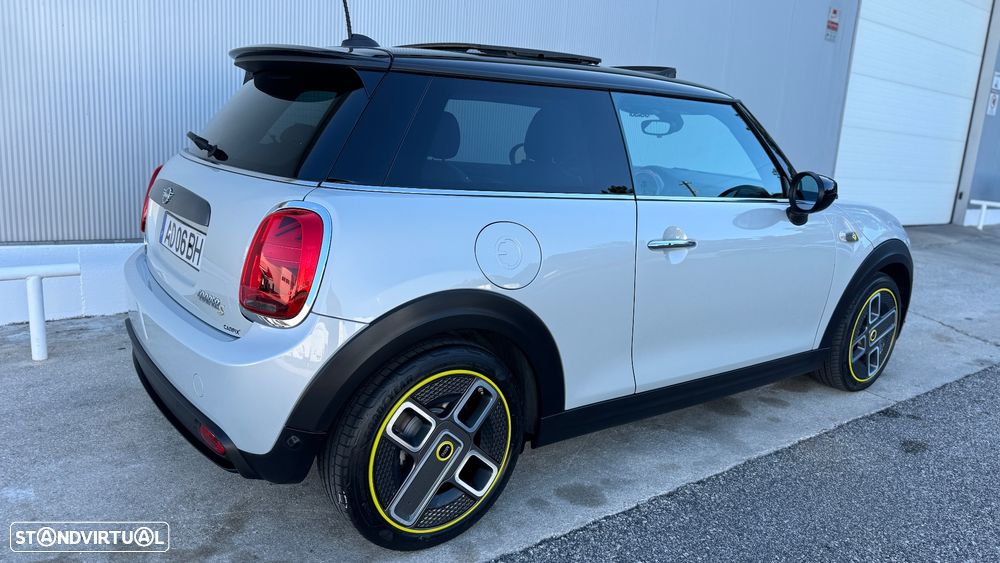 MINI 3 Portas Cooper SE - 8
