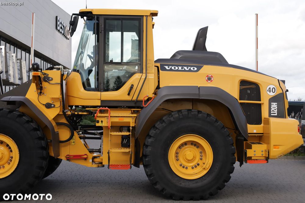 Volvo L120H - 11