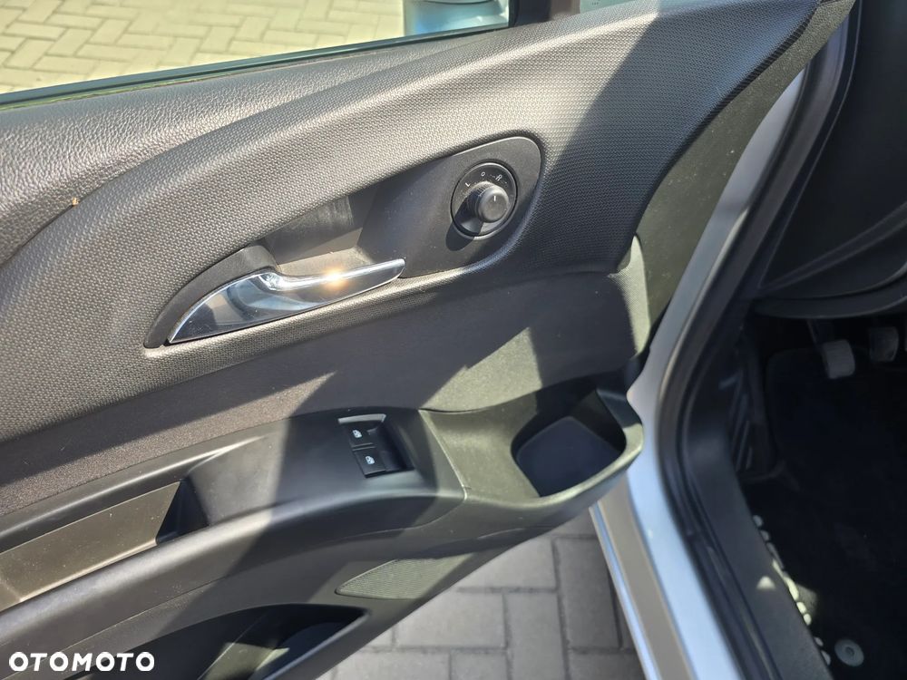 Opel Meriva - 24
