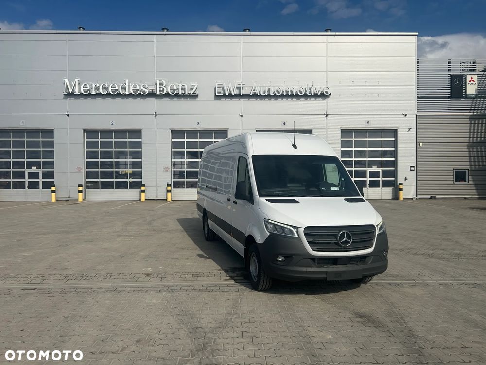 Mercedes-Benz Sprinter - 1