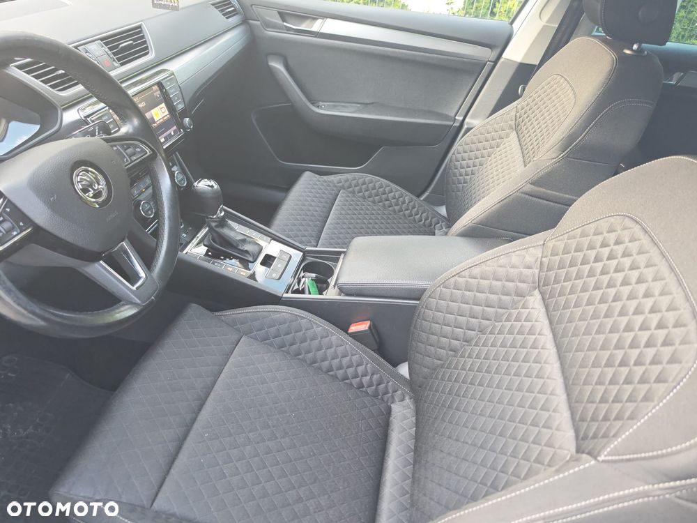 Skoda Superb 2.0 TDI 4x4 DSG Style - 18