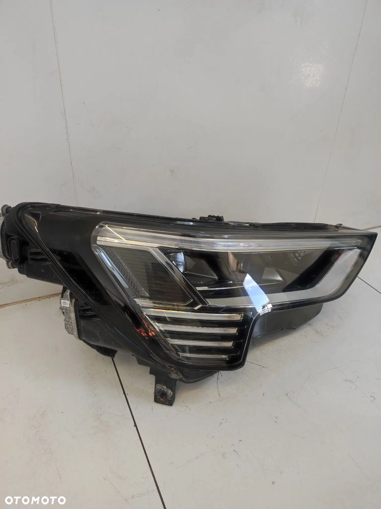 Lampa reflektor full led prawy przód eu Audi Q8 e-tron etron lift - 3