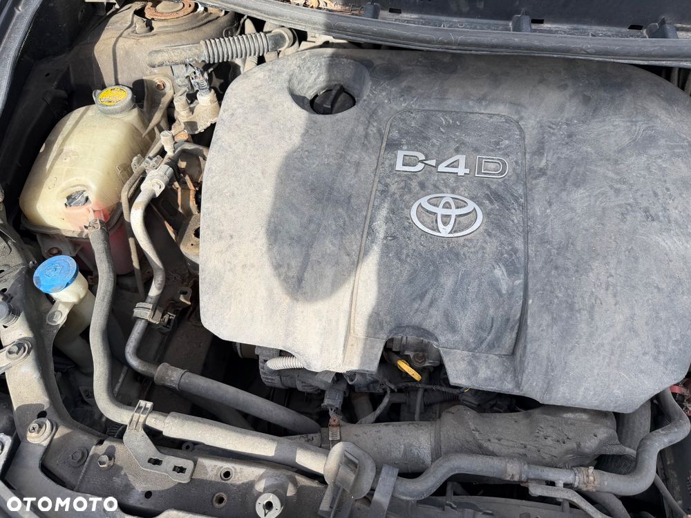 Toyota Auris - 10