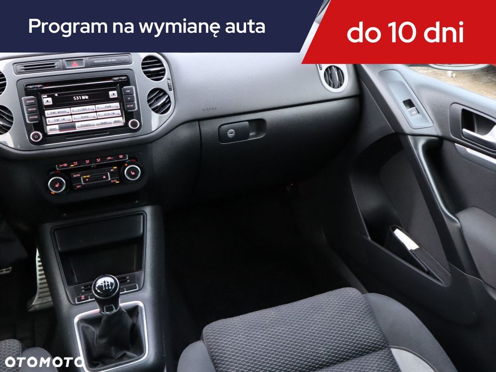 Volkswagen Tiguan - 10