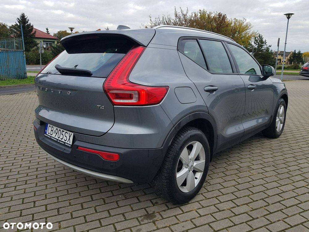 Volvo XC 40 T4 Momentum - 5