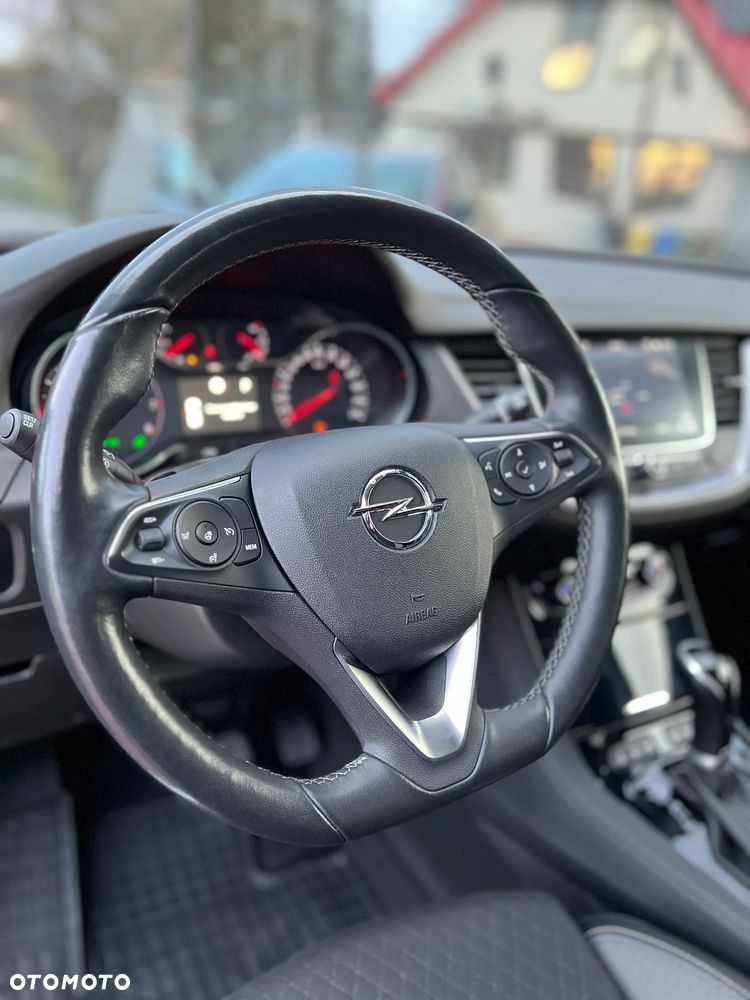 Opel Grandland X 1.2 T GPF Ultimate S&S - 17
