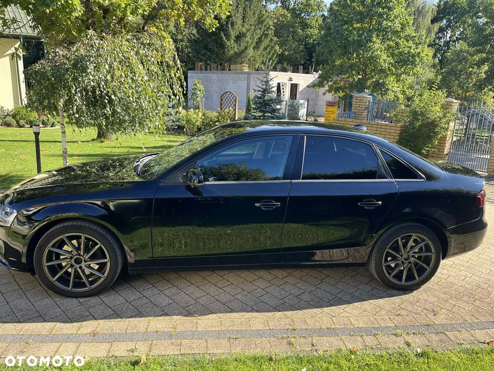 Audi A4 - 4