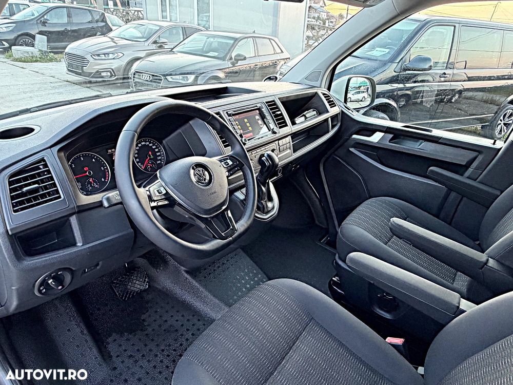 Volkswagen Caravelle KR Comfortline DSG - 19