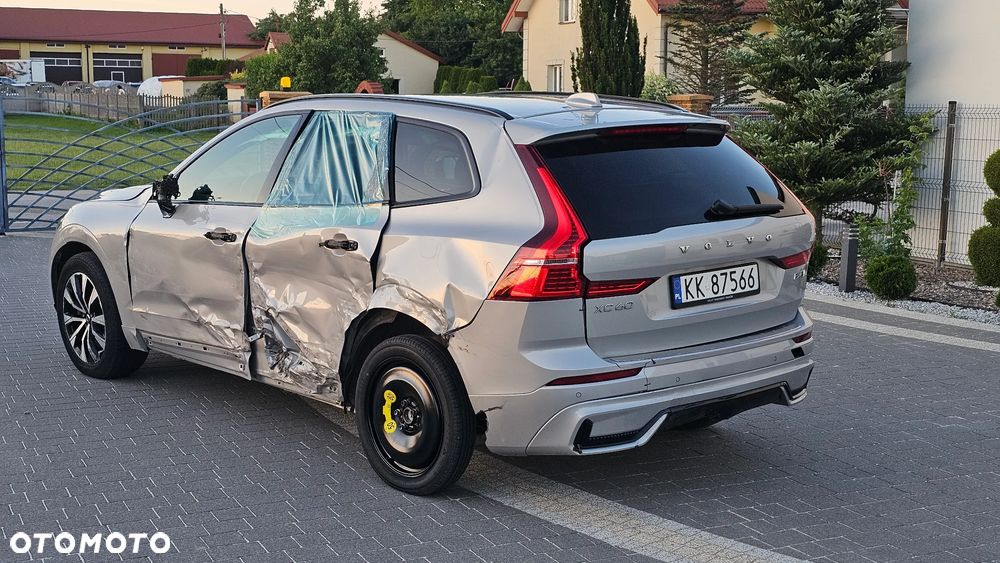 Volvo XC 60 B4 D AWD Plus Dark - 6