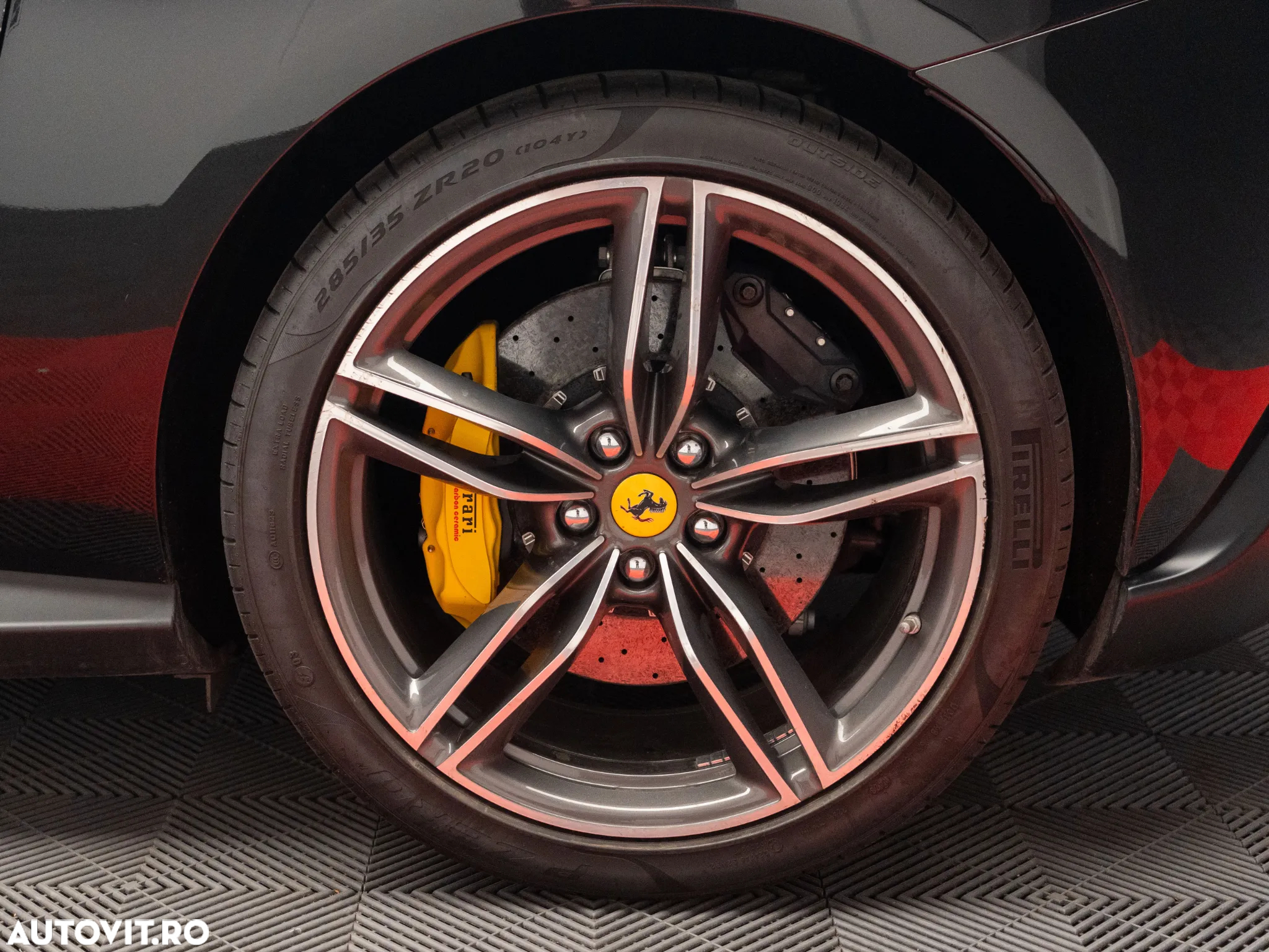 Ferrari Roma - 9
