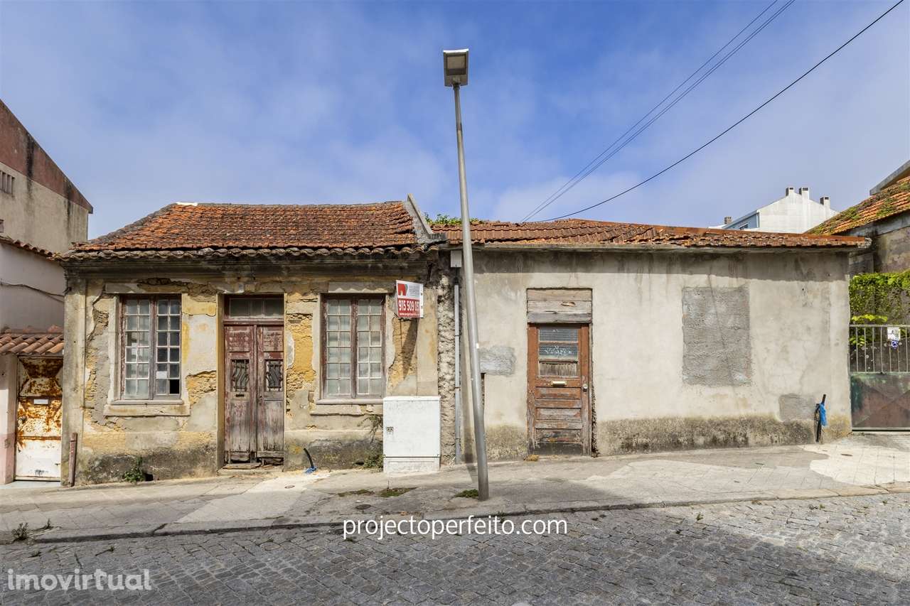 Moradia para Restaurar T5 Venda em Espinho,Espinho - Grande imagem: 2/7
