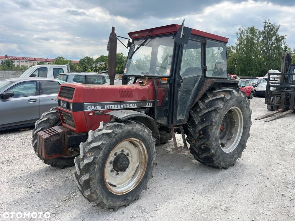 Case IH 833