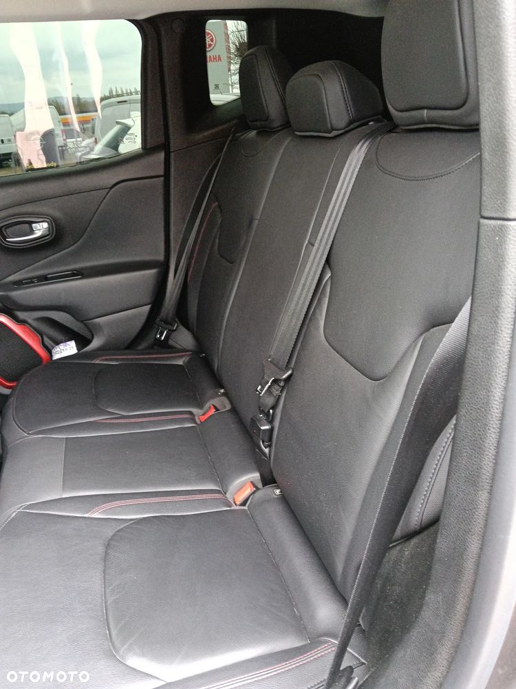 Jeep Renegade 2.0 MultiJet Active Drive Low Automatik Trailhawk - 16