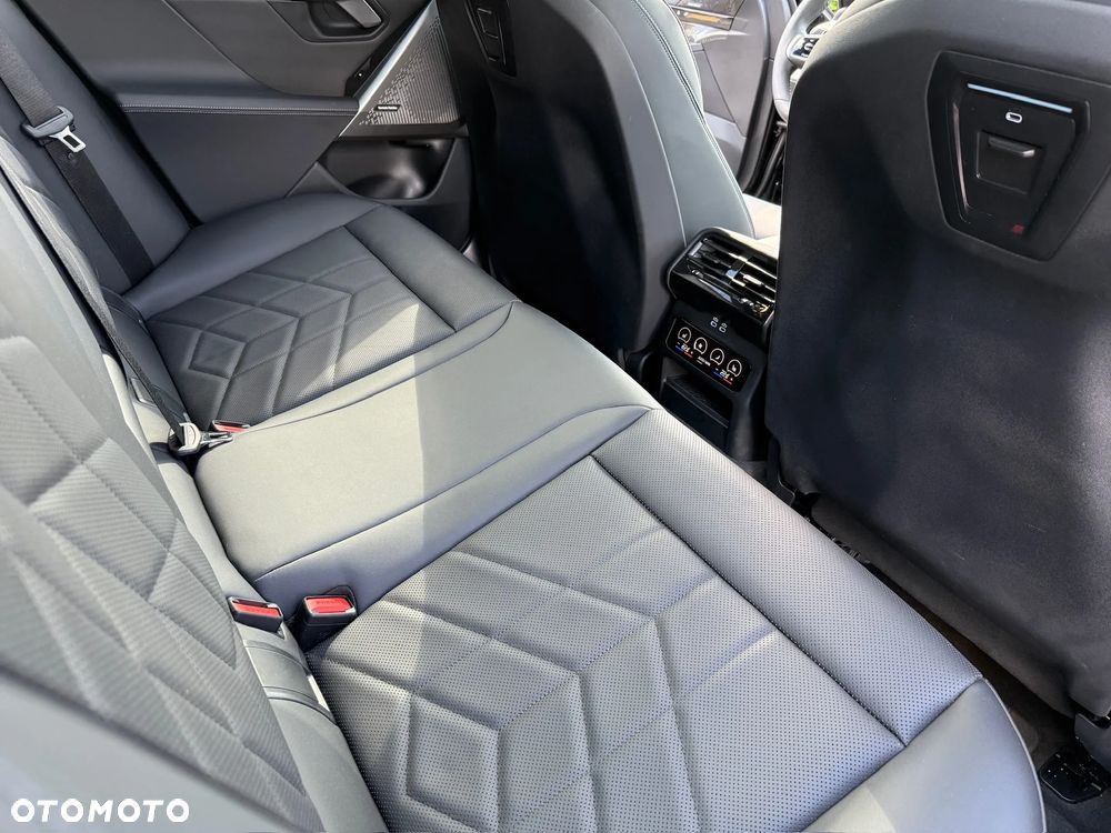 BMW Seria 5 520d xDrive Touring - 13