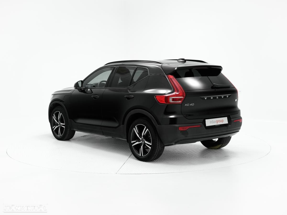 Volvo XC 40 1.5 T5 PHEV R-Design - 4