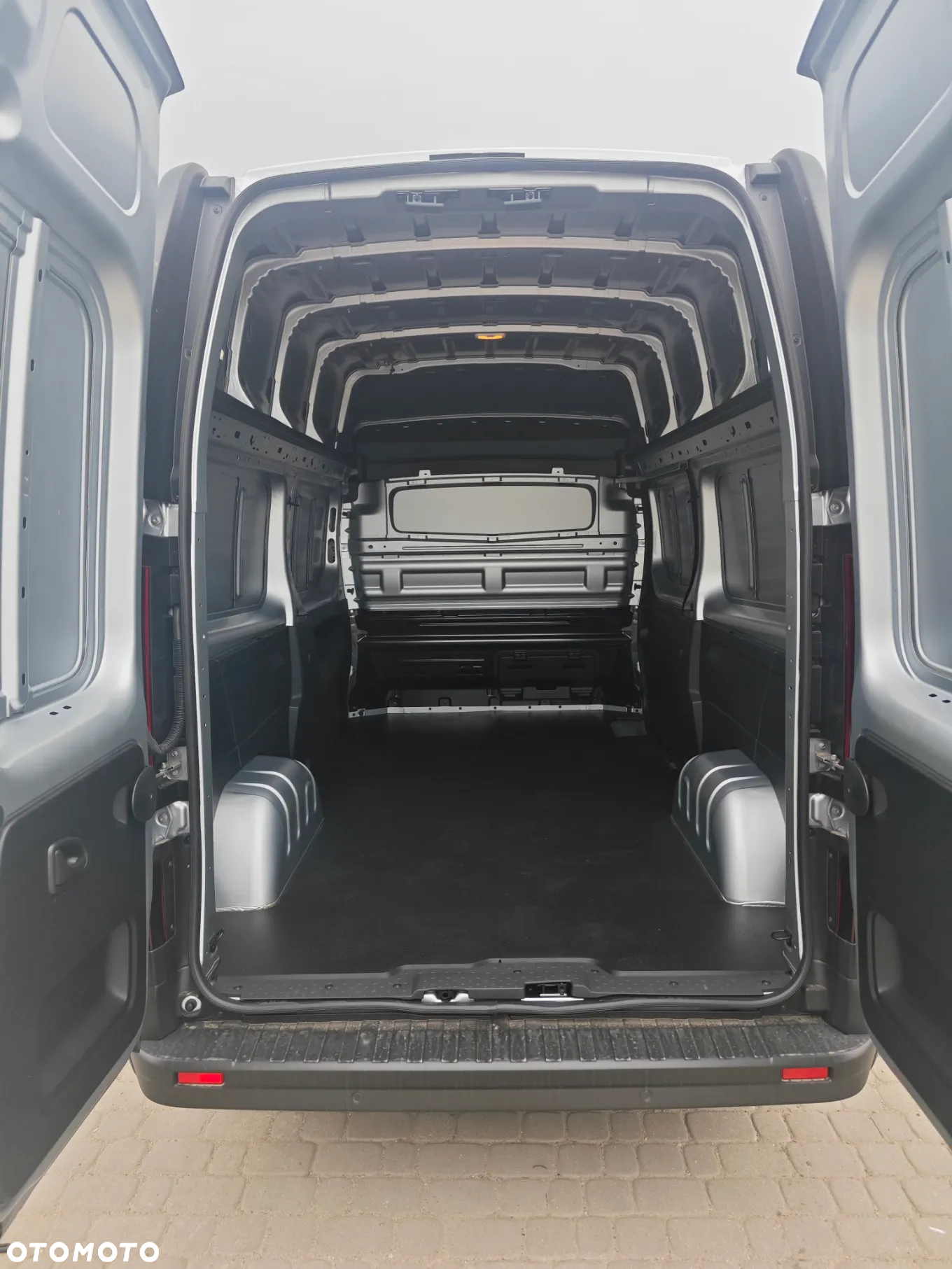 Renault Trafic - 14