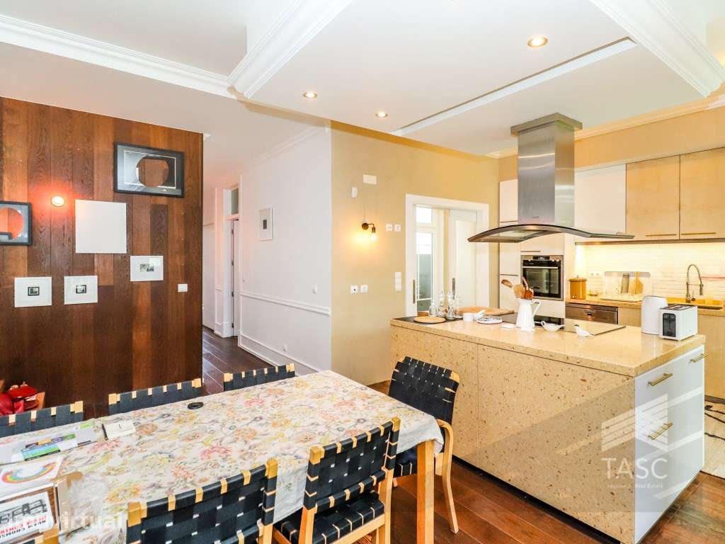 Apartamento duplex com 6 quartos - Grande imagem: 4/45