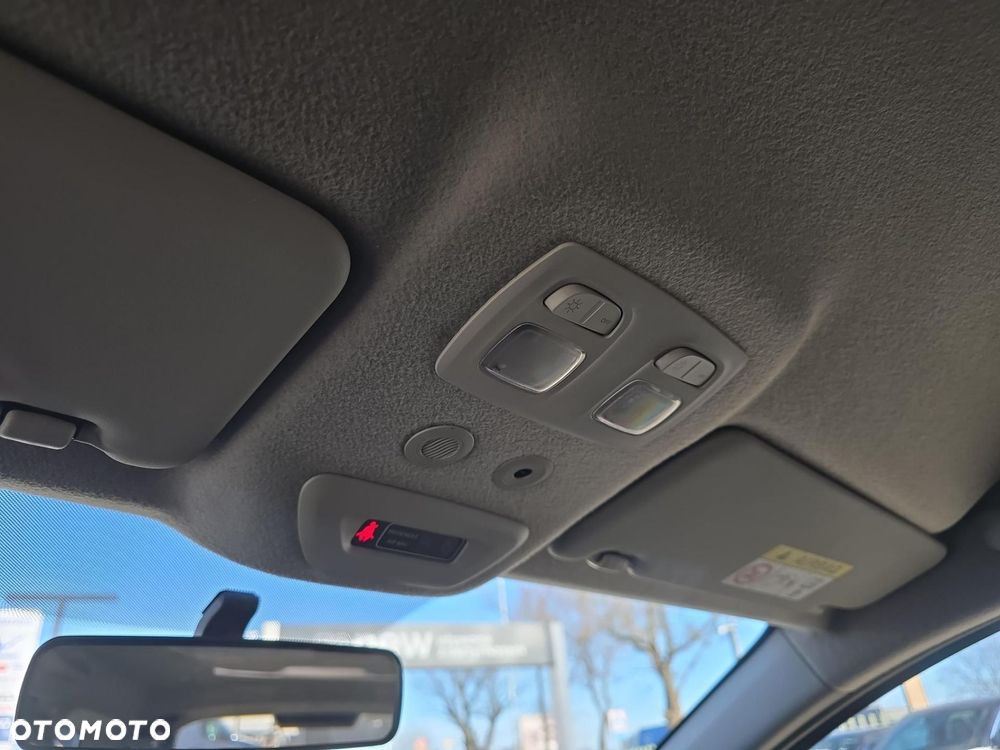 Dacia Duster 1.6 SCe Comfort - 19